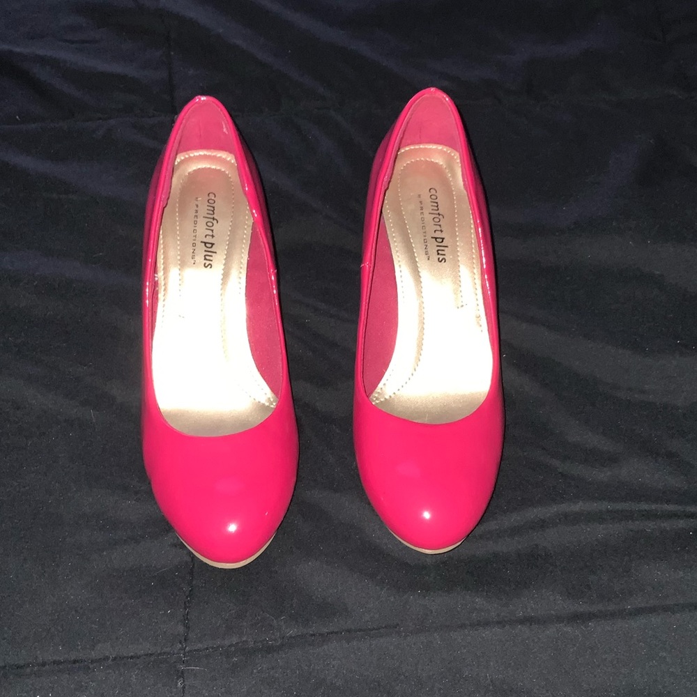 pink heels